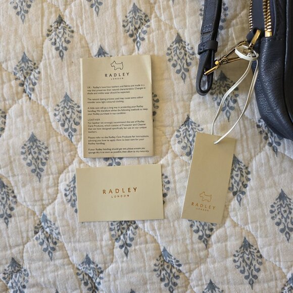 Radley & Friends Baxter Spaniel Dog Leather Crossbody Top Handle Bag NWT - Picture 16 of 16